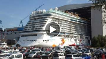 Big ship launch: Float out of cruise ship Genting Dream 雲頂夢號 at Meyer Werft shipyard