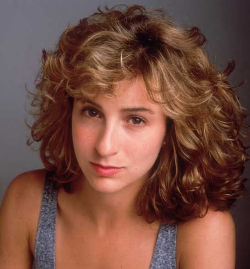 Finding Strength Beyond the Spotlight: Jennifer Grey’s Journey of Resilience