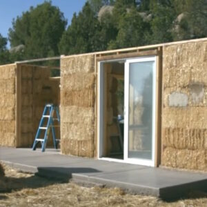 How One Family Built a Cozy, Off-Grid Home With Sustainability in Mind