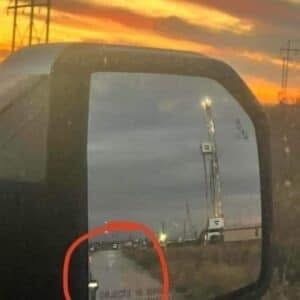 When a Photo Reveals More Than Expected: A Lesson in Communication and Trust