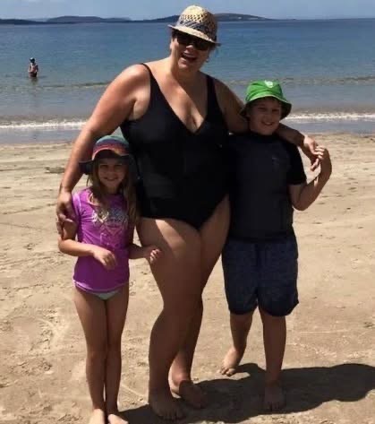 A Beach Photo, a Bold Choice, and a New Perspective on Self-Acceptance